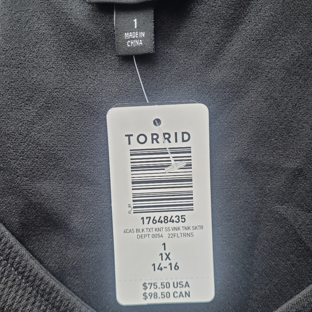 Torrid Textured Knit Crop Top, BNWT, Size 1X - Picture 4 of 5